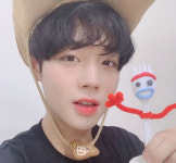 46대 기부천사 1위 박지훈과 쯔위, 2위 방탄소년단(BTS) 지민과 아이즈원 이채연, 3위 뉴이스트 황민현과 안유진