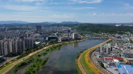 [김영철의 동네 한 바퀴] 경남 진주 상무사·진주육회비빔밥·촉석루 의기사·까꼬실마을 속으로