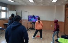 봉암초등학교, 코로나19 예방 사회적 거리두기 놀이학습장 조성