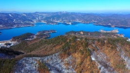 영상앨범 산 걷기 여행 코스-대청호오백리길 이상은 산악사진가와 함께하는 새해맞이 여정
