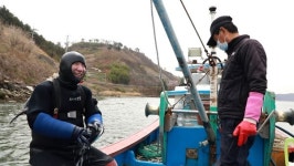 한국인의 밥상, 봄날 섬진강 곡성 압록마을-참게, 순창 장군목마을-두메부추, 하동-벚굴