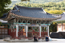 충남 가볼만한 곳 예산 수덕사 안동 봉정사 극락전, 영주 부석사 무량수전에 이어 오래된 대웅전이 있는 절
