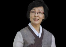 국제하나예술협회대표 꽃뜰힐링시낭송원장 시 낭송가 엄경숙 원장를 만나다.