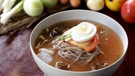 한국인의 밥상, 제천-쌀 진안-토종닭 태안- 흰다리새우…친환경 밥상