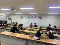 울산중부도서관, 문해교육 어르신들 대학생들과 함께 즐거운 한글 공부 운영