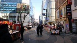 김영철의 동네한바퀴 자매의 수선집 명동예술극장 명동성당 마늘떡볶이 한치불고기…서울 명동
