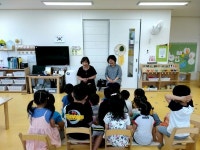 성남 분당도서관, 실버자원봉사단 재미솔솔 이야기 할머니 운영