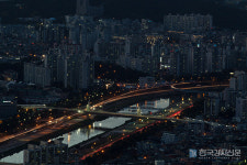 [강사의 서재] 선(線)으로 보는 대서울 김시덕의 저서 『대서울의 길』