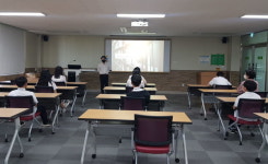 상주도서관, 정동완 작가 초청 진로 끝판왕, MZ세대 진로 탐색 특강 진행