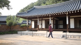 동네 한 바퀴 정암철교 솥바위 망개떡 호암 이병철 생가 칠곡 국숫집…천하장사 이만기의 고향 의령 여행