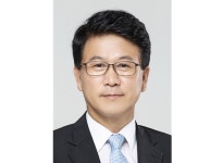 세종대학교 공공정책대학원 시니어산업학과 이용기 교수, 고용노동부 장관상 수상