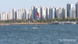 서울시교육청학생교육원, 안심생존수영교육지원센터(뚝섬)에서 중·고 학생 대상 한강 수상안전체험교육시작