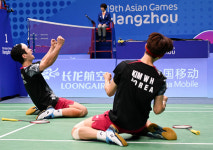 [항저우 아시안게임 일정] 3세트 13-19서 역전…배드민턴 최솔규-김원호, 세계2위 꺾고 8강