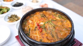 동네 한 바퀴, 성수산 상이암 오수개 임실치즈테마파크 도가니짬뽕 붕어섬 출렁다리…임실 가볼만한 곳과 맛집 여행