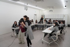 은평구립도서관, ICT 기술과 독서의 융합 VR과 함께하는 독서 토론 운영