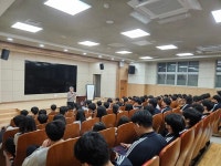 삼국유사군위도서관, 군위고등학교 학생 대상「나를 찾는 진짜 공부」 강원국 작가와의 만남 운영