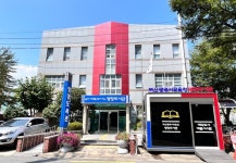 부산명장도서관, 지역서점과 연계한 책방 강연 윤동희, 서정민갑 작가와 함께하는 북토크운영