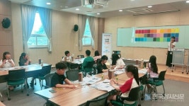 디지털드로잉으로 나만의 굿즈 만들기! 경기도 공유학교 도서관연계수업 현장
