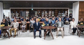 아주대학교, 책과 문화가 어우러지는 공간으로…아주대 중앙도서관 1층 라운지 새단장