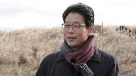 발견의 기쁨, 동네 책방 서정 시인 문태준이 찾은 제주 시인의 집 & 손세실리아