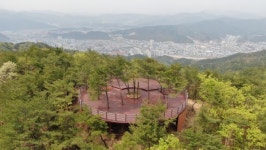 홍천군, 남산 숲길 정상부에 힐링필드 전망대 설치