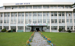 강진군청 코로나19 확진자 방문 확인…군청 일부 폐쇄, 직원 자가격리