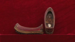 [TV쇼 진품명품] 눈·비 오는날 신는 당혜 진신…독도 그린 1800년 세계 지도 여도 의뢰