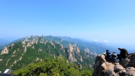 [영상앨범 산] 푸르른 젊음, 공룡에 도전하다…설악산 공룡능선 종주