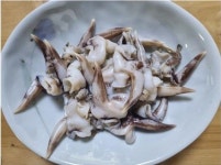 손영한의 서울맛 인생맛⑫ 새부리를 닮은 새조개