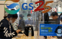 편의점 전성시대? 서울 시내 15년새 4배 늘어, 창업비용 7600만원