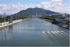 미사경정공원, 숨은 벚꽃 명소로 입소문 1~2주 늦게 피는 겹벚꽃 보러 오세요