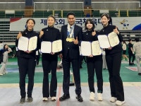 최인정, 여전히 건재했다…계룡시청, 여자 에페 단체전 금메달