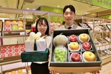 롯데백화점, 추석 맞아 지정 산지 프리미엄 과일 선물세트 확대