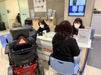 시흥도시공사, 시화병원서 찾아가는 상담부스 운영…교통약자 이동권 강화