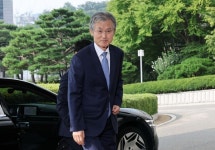 관례 깨고 대법관 후보 '서면 제청'...임명 진통 예고