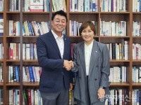 임오경 의원, 광명사거리역 내부 중앙에스컬레이터 물꼬