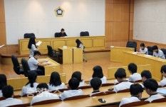 충남대 법률센터, 법 체험 교실에서 법조인 꿈꿔요~!
