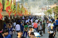 부여 백제문화제, 구드래로 주무대 옮긴다