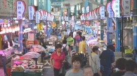 논산 화지중앙시장, 현대적인 전통시장으로 밝고 쾌적하게