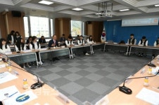 예산 군수, 청소년과 通하다