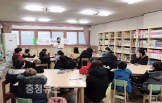 어느 가을날 책과 함께 하는 하루