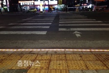 유성구, 횡단보도 LED 집중조명 및 바닥조명 설치