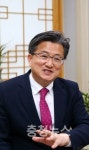 정용래 유성구청장, 다함께, 더 좋은 유성 구정비전에 집중