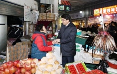 맹정호 서산시장, 설맞이 전통시장 이용 독려 나서!