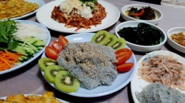 [사진] 태안군, 봄철 별미 실치회 맛보세요!