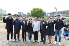 천안시, 도심공원 승마체험 행사 성황