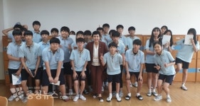 유영진 천안시의원, 환서중 직업인 멘토의날 특강