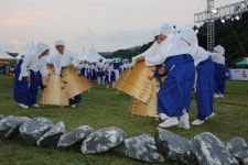 금산 금강여울축제, 강촌정취 전하는 강변축제 자리매김