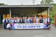 [사진]박정현 부여군수, 석성면 머쉬그린 사업장 민생방문