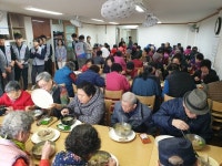 중리종합사회복지관, 도로공사 대전충남본부와 함께 갈비탕 나눔행사